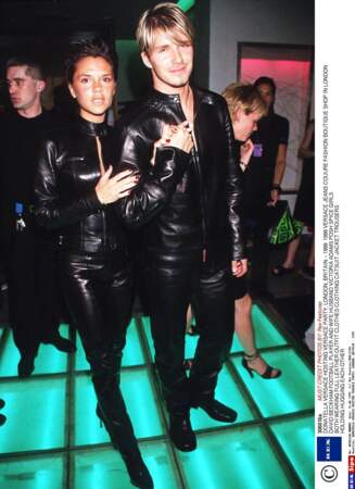 David et Victoria Beckham en mode cuir en 1999 : priceless.