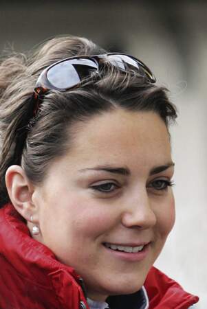 Kate Middleton, son look très différent pré-famille royale - La sur-épilation des sourcils, fléau des années 2000