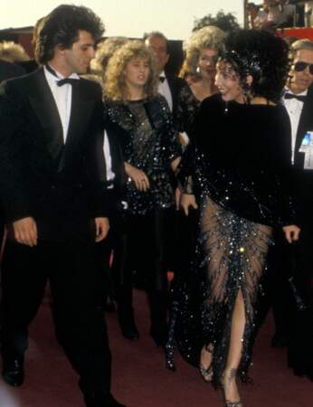 Oui, Cher a bien reçu un Oscar. C'était en 1988 et depuis, Rob Camilletti est parti...
