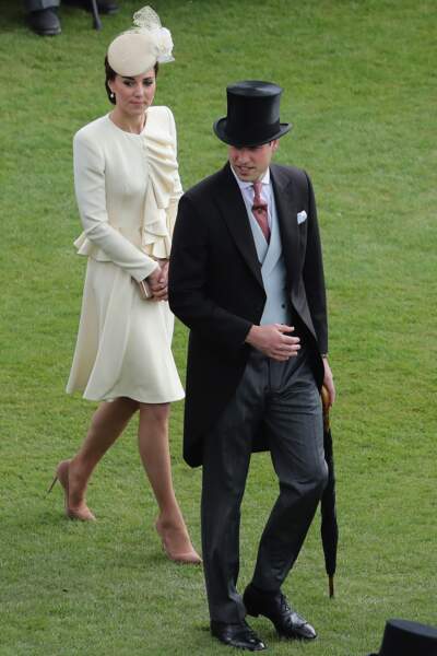 Kate Middleton et le prince William à la garden party de Buckingham Palace