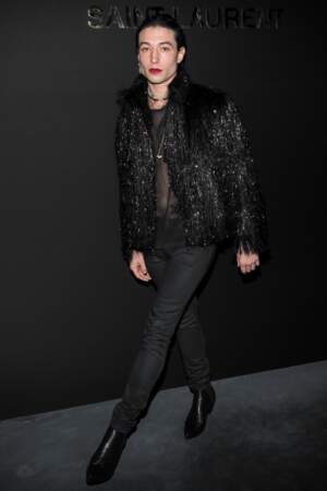 Ezra Miller au défilé Saint Laurent, le 26 février, à la fashion week de Paris