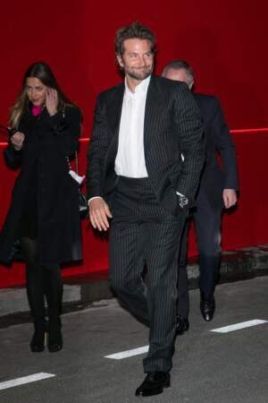 Soirée L'Oréal Red Obsession 2016 : Bradley Cooper avec un look "tombé du lit"