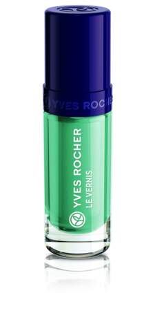 Vernis à ongles Couleur Végétale, Yves Rocher, 2,95€. On aime : sa couleur vibrante entre turquoise et émeraude