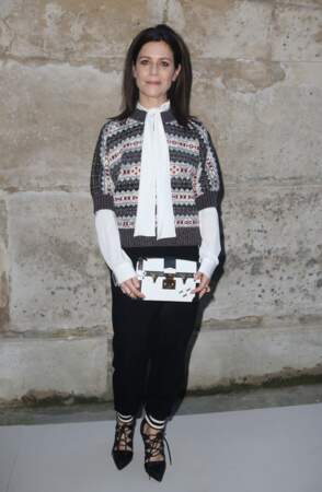 Marina Foïs au défilé Louis Vuitton lors de la fashion week de Paris, le 6 mars