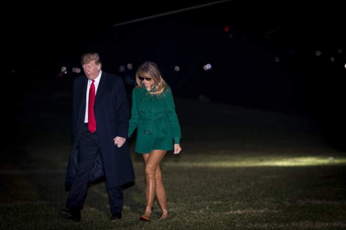 Melania Trump nue sous son manteau ? Ces clichés qui font jaser