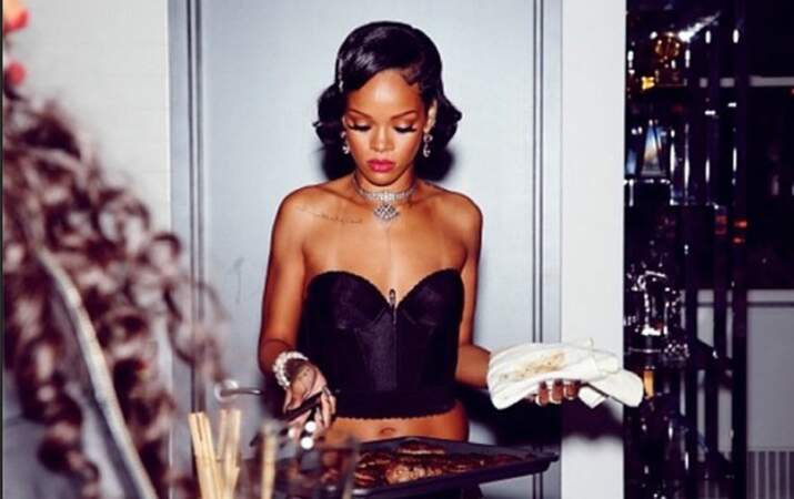 Rihanna, aide commis d'un soir 