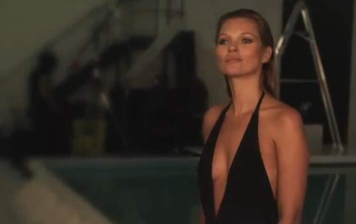 Kate Moss pose nue pour une marque d’autobronzant