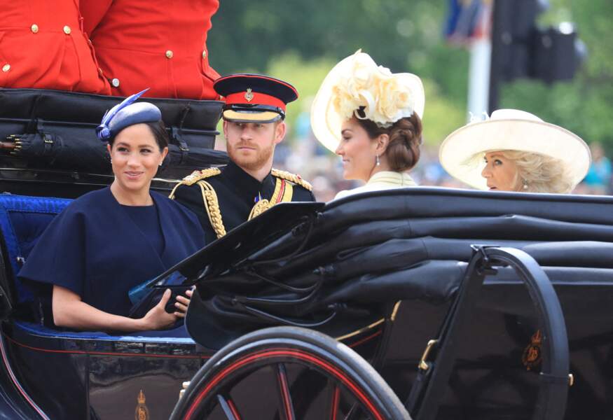 Meghan Markle et le prince Harry face à Camille Parker Bowles et Kate Middleton