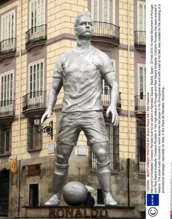 En 2010, Cristiano Ronaldo avait aussi eu droit à une statue ratée, à Madrid