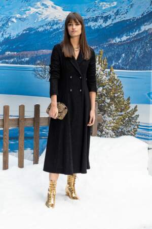Clara Luciani Chanel automne-hiver 2019-2020 pour un dernier hommage à Karl Lagerfeld