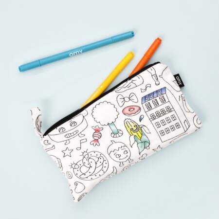 Trousse coloriable. 8,50€, OMY.