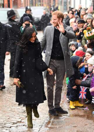 Meghan Markle et le prince Harry très attendris par de jeunes fans