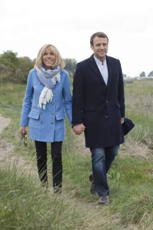 Emmanuel Macron vainqueur du 1er tour de la présidentielle : Avec sa femme Brigitte au Touquet samedi 22 avril 2017