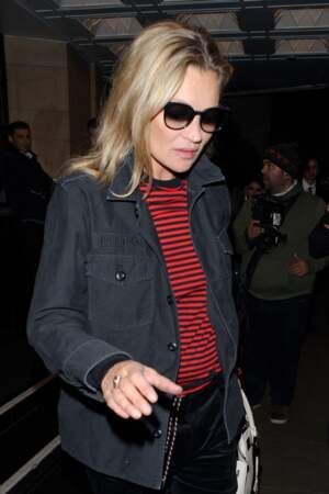 15 pièces qui font de Kate Moss une icône mode : les lunettes de soleil 