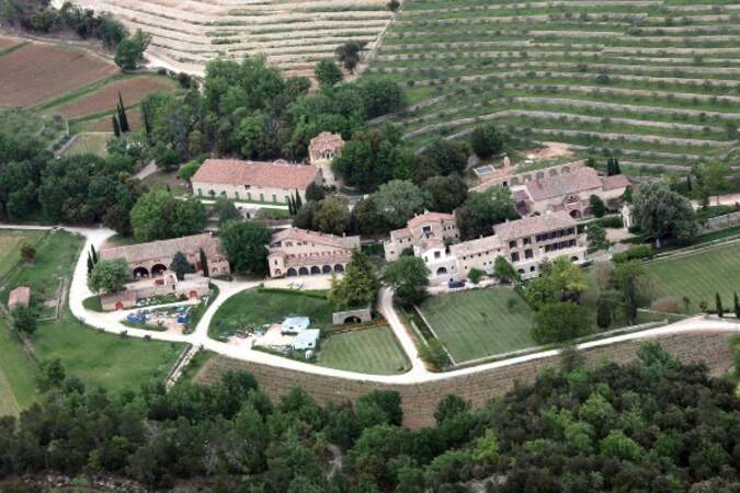 Maison de star : le château de Miraval a été acheté 60 millions de dollars par Brad Pitt et Angelina Jolie