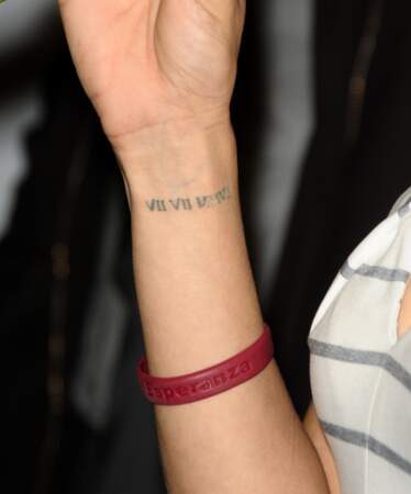 Tatouage chiffres romain - Eva Longoria s'était fait tatoué la date de son mariage avec Tony Parker