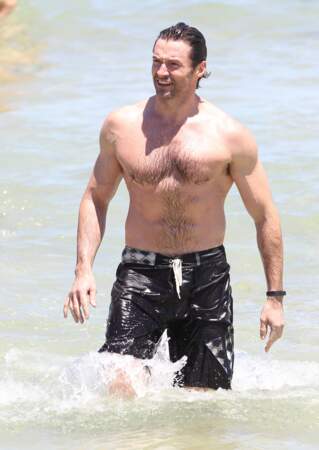 Ces stars masculines qui affichent des abdos en béton : Hugh Jackman (48 ans)