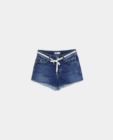 Coachella : Short en jean taille mi-haute,  Zara, 25,95 euros