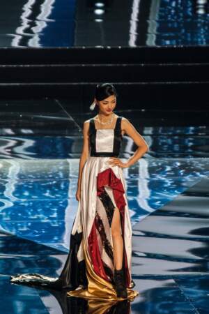 Miss Univers 2016 : Défilé en costume national pour Miss Japon