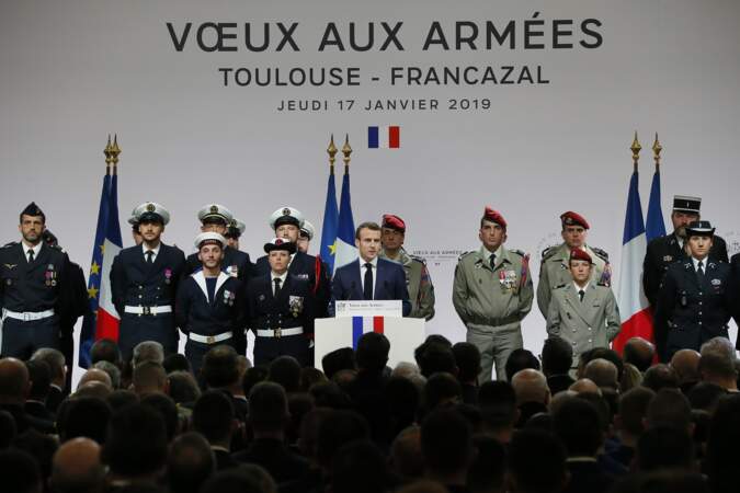 Emmanuel Macron a présenté ses voeux aux troupes de la Base aérienne 101 Toulouse-Francazal