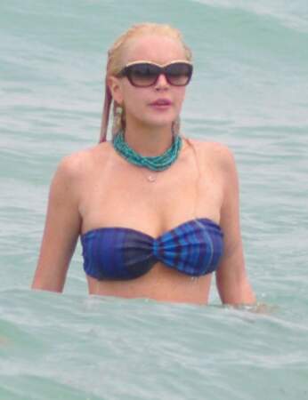 Lindsay Lohan profite d'une bonne petite baignade