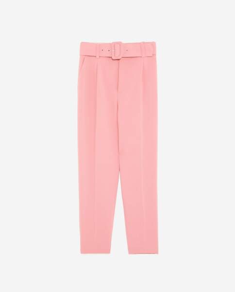 Pantalon à ceinture, Zara, 39,95 euros