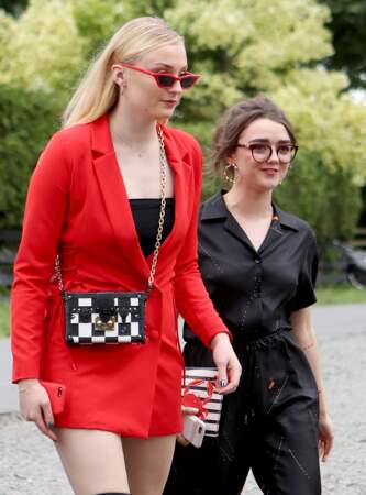 Sophie Turner et Maisie Williams toujours complices