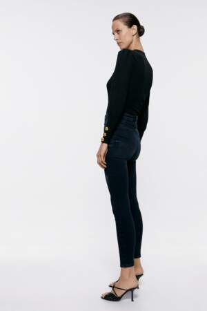 Jean noir taille haute, Zara, 39,95€