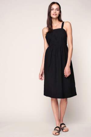 Petite robe noire à bretelles, Pepaloves sur monshowroom.com, 56€