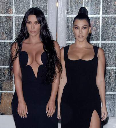Kim et Kourtney Kardashian au gala de l'AmfAR à New York