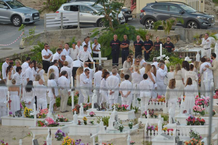 Obsèques de Johnny Hallyday à Saint Barth : Laeticia Hallyday, Laura Smet et David Hallyday