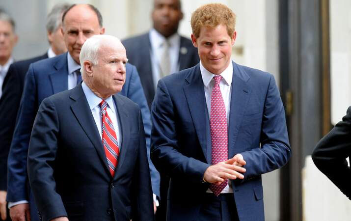 John McCain et le prince Harry