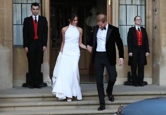 Le prince Harry et sa femme Meghan Markle quittent le château de Windsor