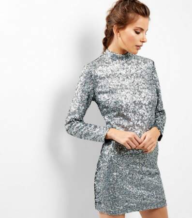 New Look robe-moulante-argentée-premium-à-paillettes-et-col-cheminée 59,99€