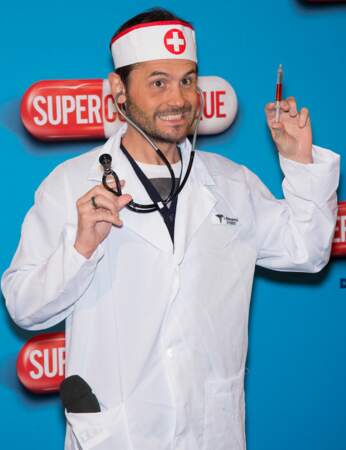 Christophe Beaugrand n'est pas très convaincant en infirmier sexy