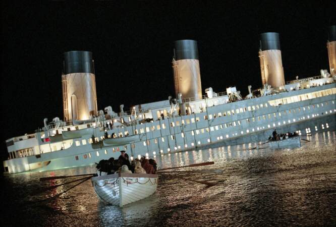 Titanic : James Cameron le réalisateur révèle pourquoi Jack NE POUVAIT pas s’en sortir