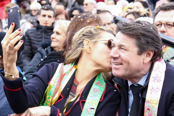 Christian Estrosi et sa femme Laura Tenoudji au Carnaval de Nice