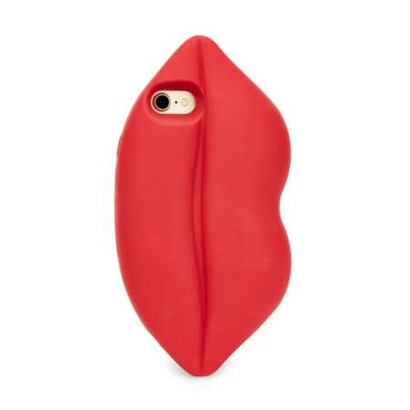 Coque iPhone 7. En silicone, 41€, Lulu Guinness.