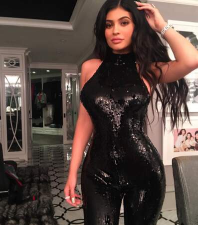 Le Noël des Kardashians : Kylie Jenner en combinaison à paillettes 