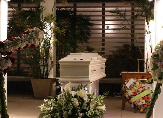 Cercueil de Johnny Hallyday au funérarium de Saint-Jean