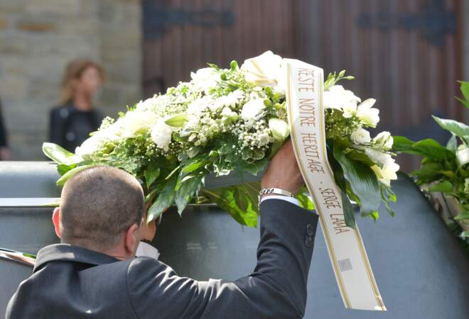 Obsèques de Maurane à Woluwe-Saint-Pierre en Belgique : les fleurs envoyées par Serge Lama