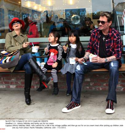 2012 : Laeticia et Johnny Hallyday à Los Angeles avec leurs filles Joy et Jade