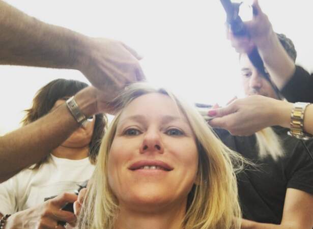 Quatre coiffeurs (L'Oréal) se démènent pour Naomi Watts