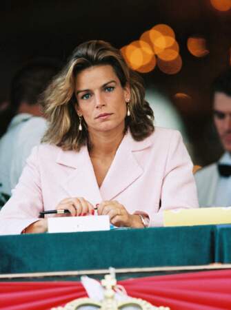 27 août 1996 : Stéphanie de Monaco est trompée par Daniel Ducruet. Une striptreaseuse a ruiné son mariage