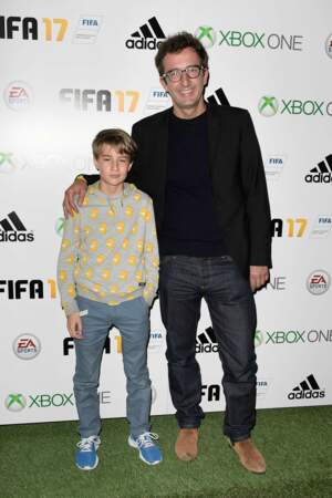 Soirée de lancement FIFA 2017 : Cyrille Eldin et son fils
