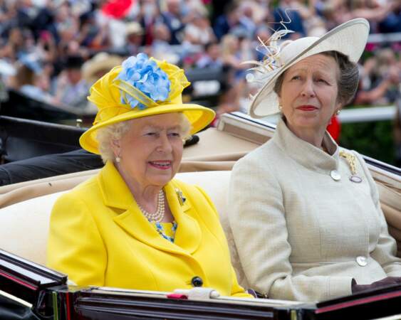 Royal Ascot : la reine Elizabeth II et la princesse Anne