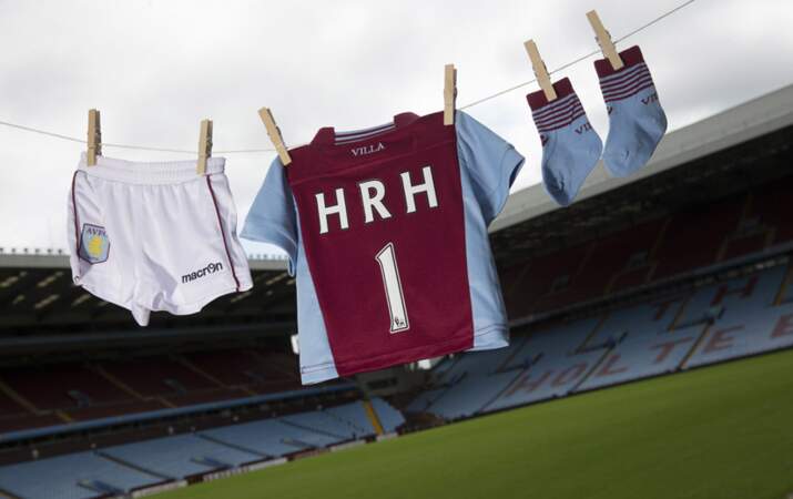 Le club de footballer préféré du Prince William, Aston Villa, a créé une tenue pour enfants