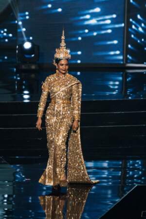 Miss Univers 2016 : Défilé en costume national pour Miss Thaïlande