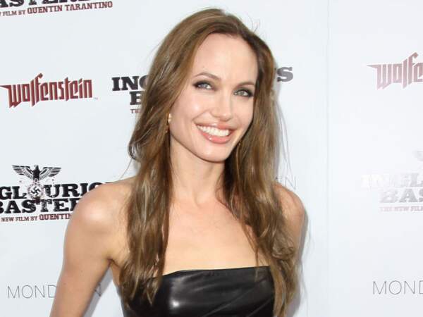 10. Angelina Jolie recueille 57% des voix dont 15% de « beaucoup »