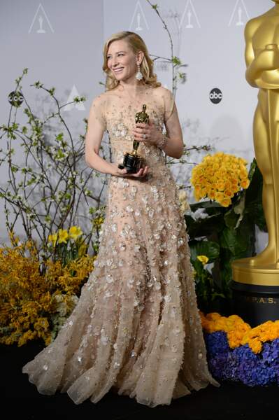 2014: en Robe Armani Privé et bijoux Chopard, Cate Blanchett coûte 18 millions de $$...